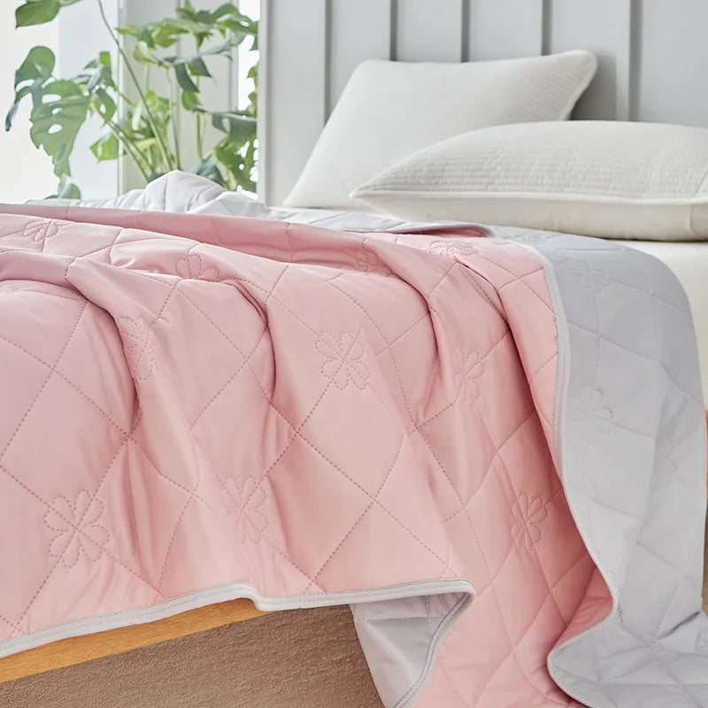 Afralia™ Cool Summer Blanket: Lightweight Soft Ice Cooling Comforter for Hot Sleepers