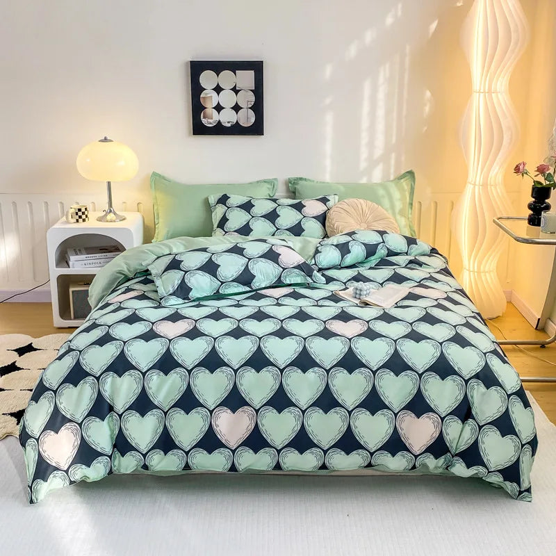 Afralia™ Animal Pattern Bedding Set - King/Queen Size Quilt Set for Comfortable Home.