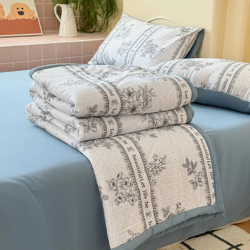 Afralia™ Floral Print Cooling Blanket – Lightweight Polyester Quilted Blanket