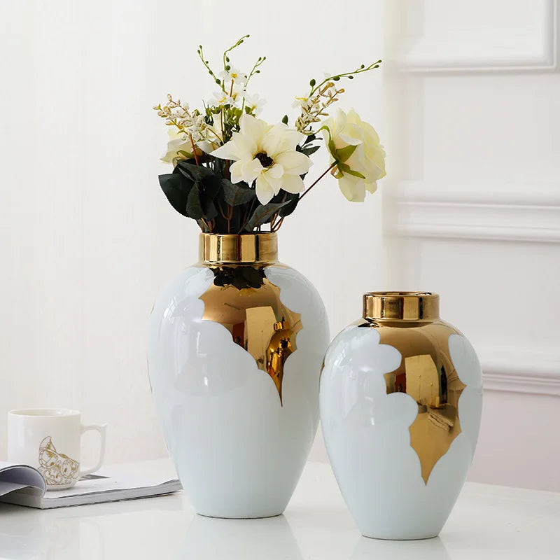 Afralia™ Gold & White Ceramic Vase for Stylish Home Décor and Flower Display