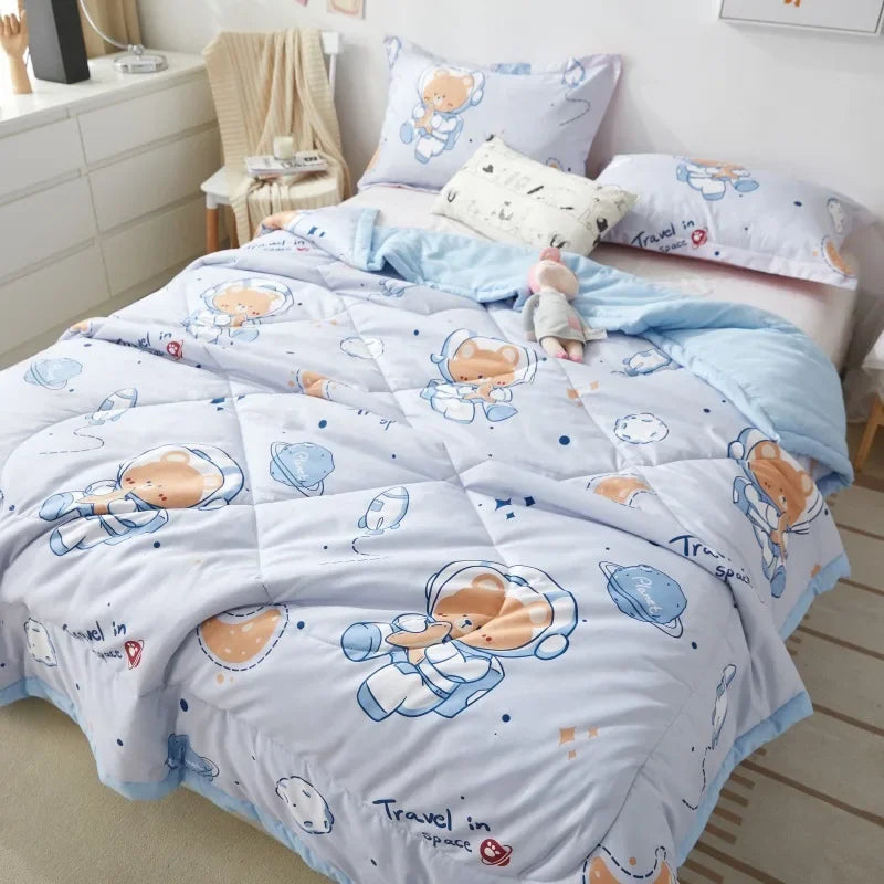 Afralia™ Space Bear Pattern Quilted Comforter King Queen Size Thin Quilt