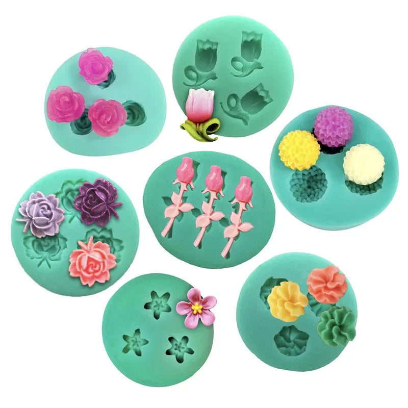 Afralia™ Mini Flower Silicone Mold for Chocolate, Pudding, Cookies - Baking Kitchen Tools