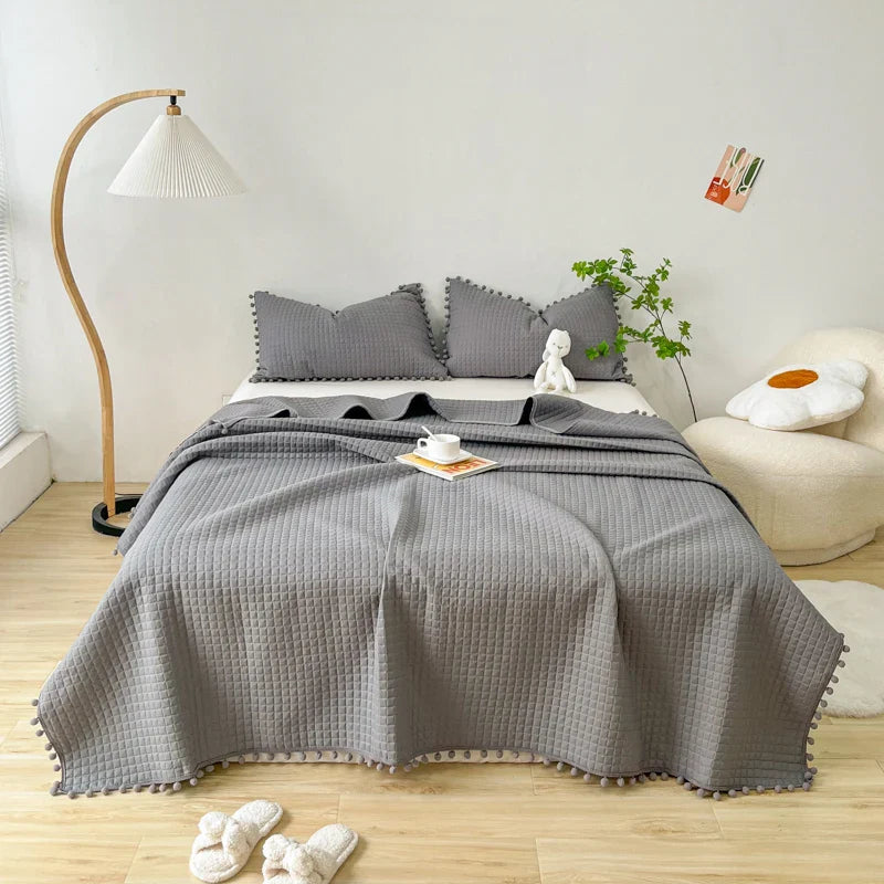 Afralia™ White Pink Summer Bedspread Air-conditioning Blanket Hair Ball Edge Quilt