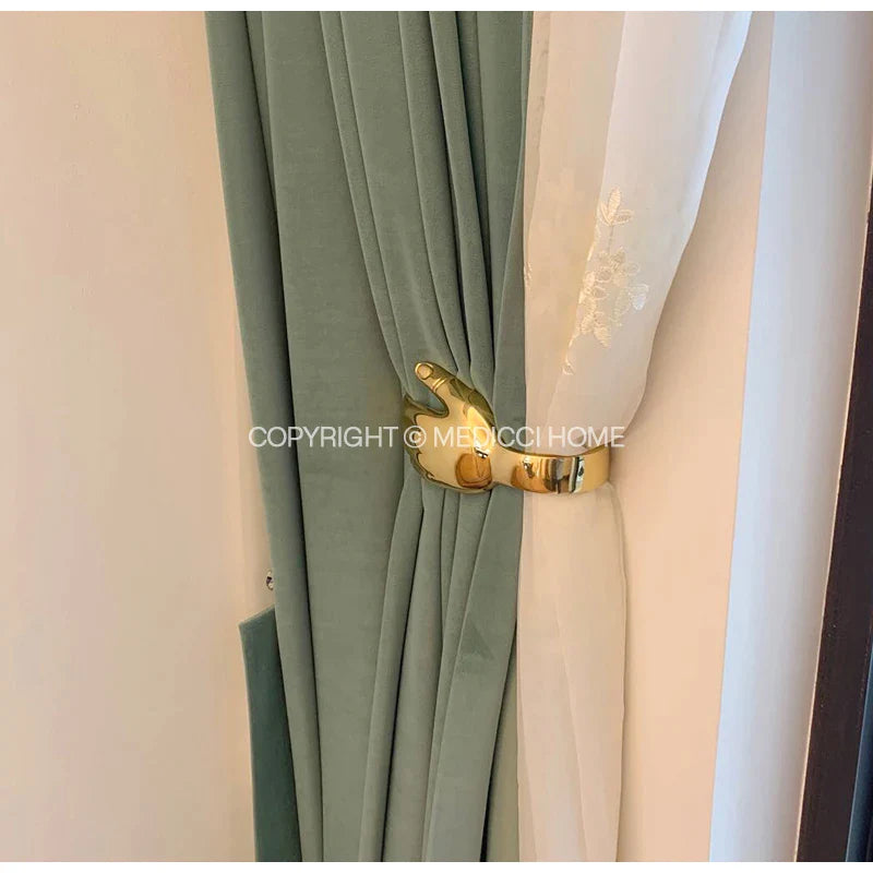 Afralia™ Retro Golden Hand Curtain Hooks: Creative Wall Arts Pair