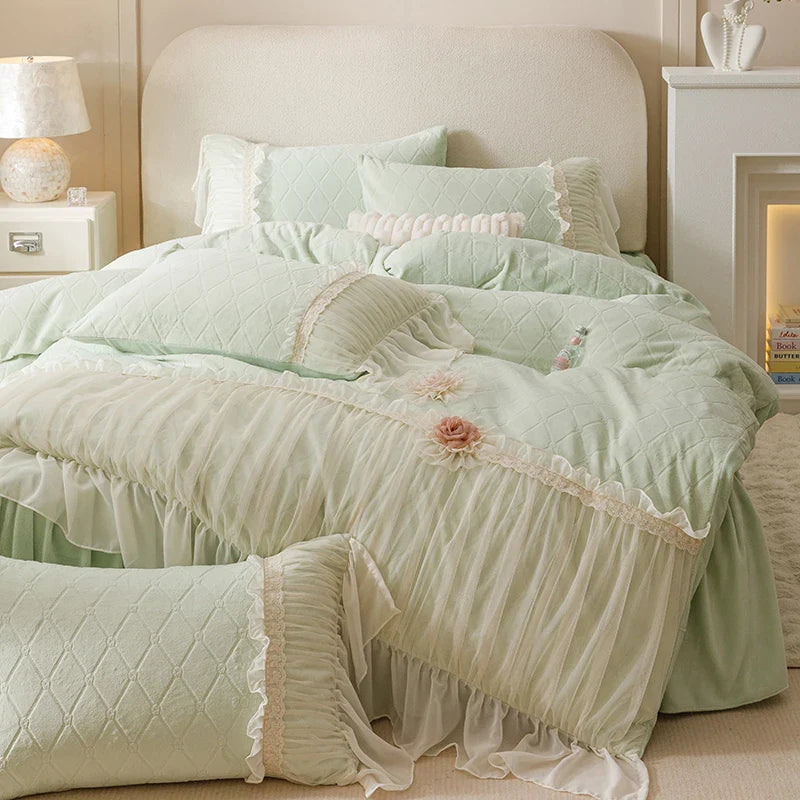 Afralia™ Cozy Velvet Lace Flowers Princess Bedding Set