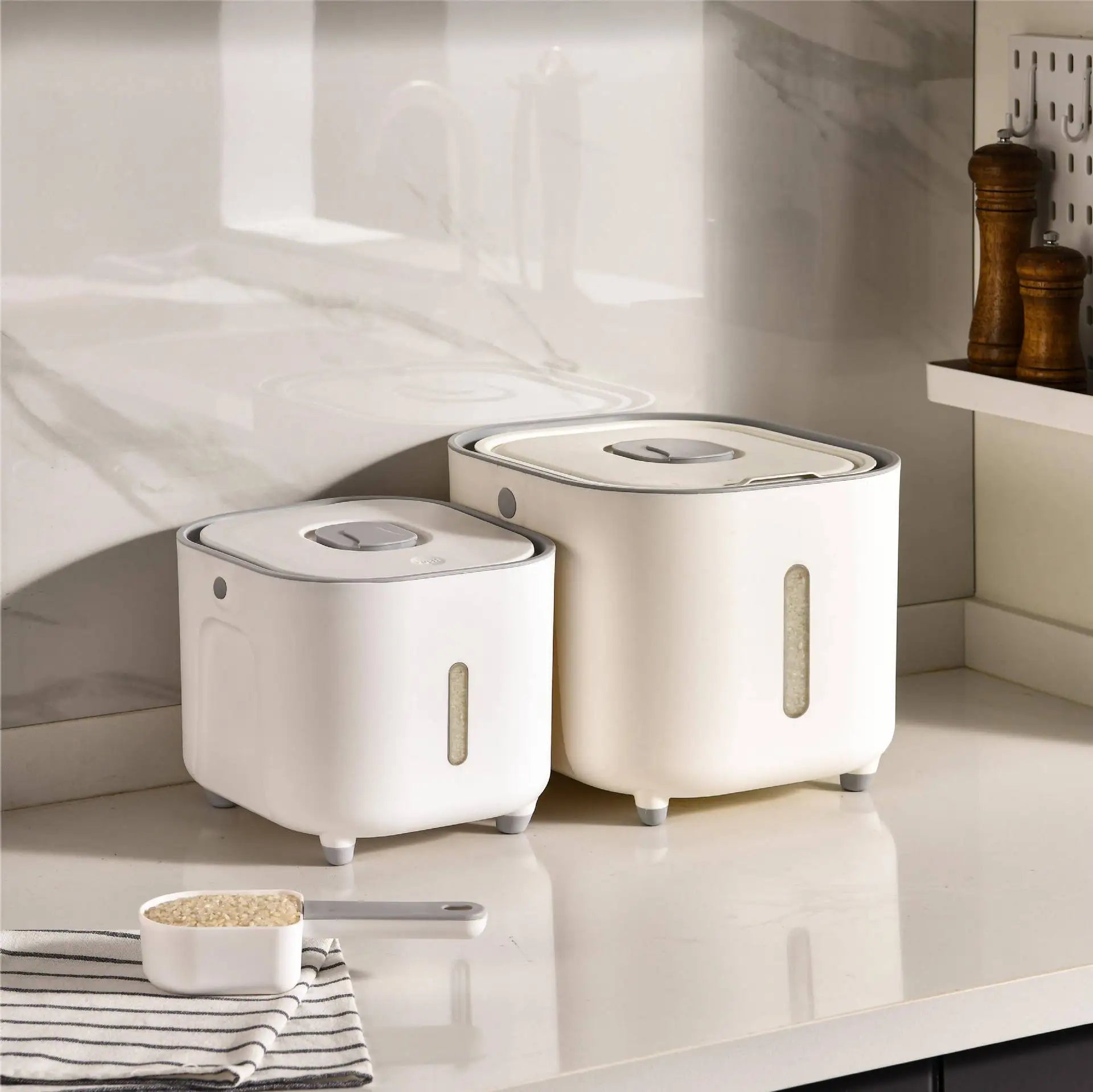 Afralia™ Hermetic Rice Bucket Food Storage Container Cereal Dispenser