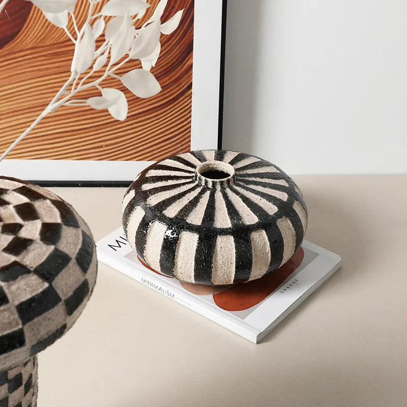 Afralia™ Geometric Check Ceramic Vase for Home Decor and Floral Arrangements