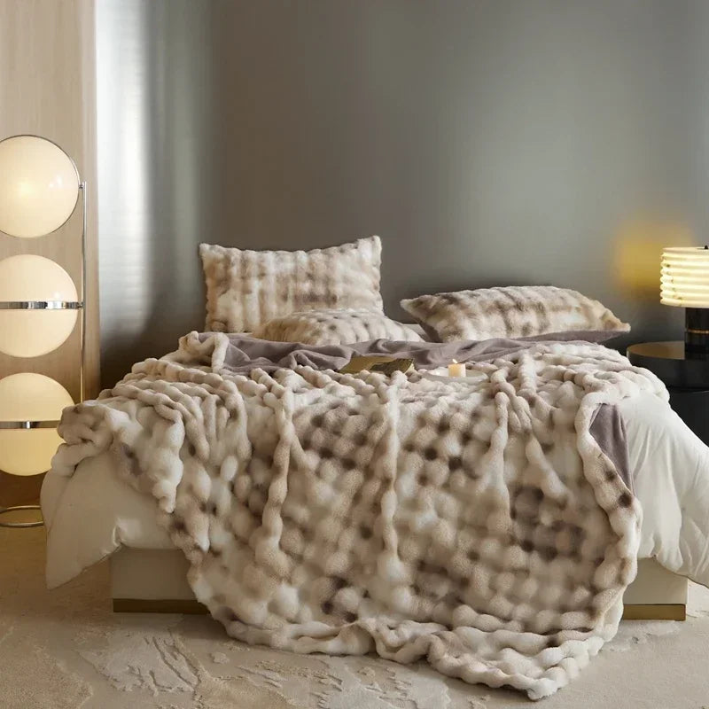 Afralia™ Cozy Fleece Throws - Soft Plaid Blankets for Warmth and Comfort