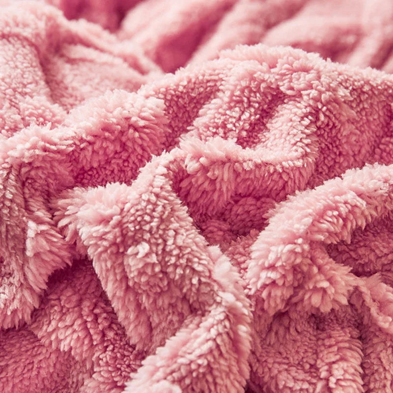 Afralia™ Geometric Pattern Taffeta Duvet Cover & Crystal Velvet Blanket Combo