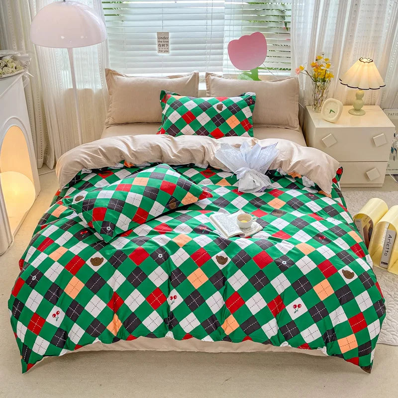 Afralia™ Animal Pattern Bedding Set - King/Queen Size Quilt Set for Comfortable Home.