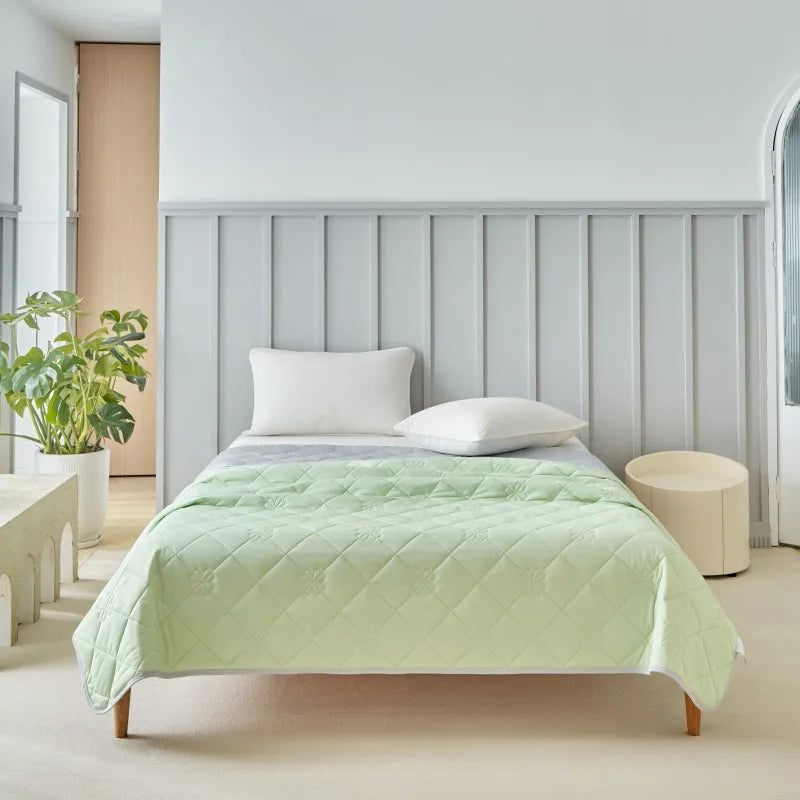 Afralia™ Cool Summer Blanket: Lightweight Soft Ice Cooling Comforter for Hot Sleepers