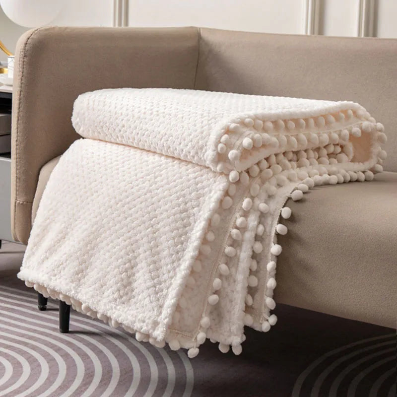 Afralia™ Pineapple Plaid Coral Fleece Blanket with Tassel Balls - Soft & Breathable Bedspread