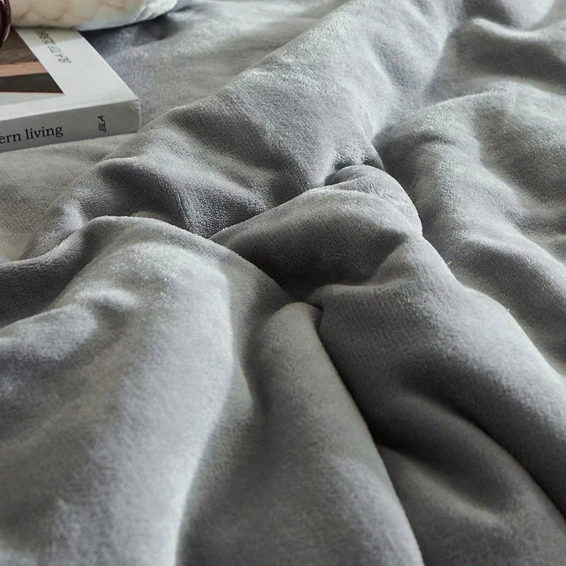 Afralia™ Cozy Winter Fleece Blanket | Queen Size Soft & Warm Duvet Quilt Blanket