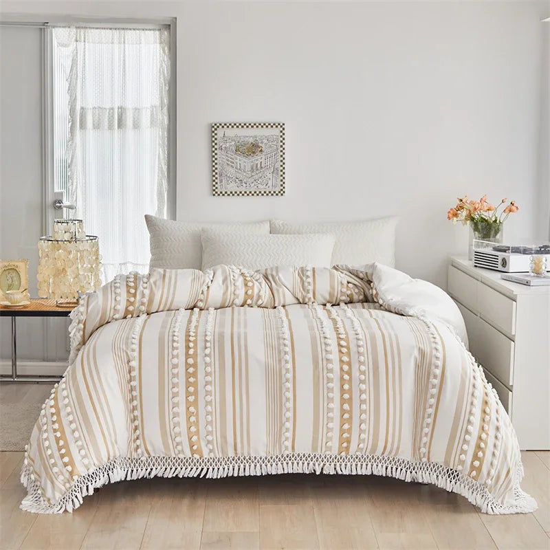 Afralia™ Luxury Striped Cut Flowers King Duvet Set with Tassels & Pillowcases