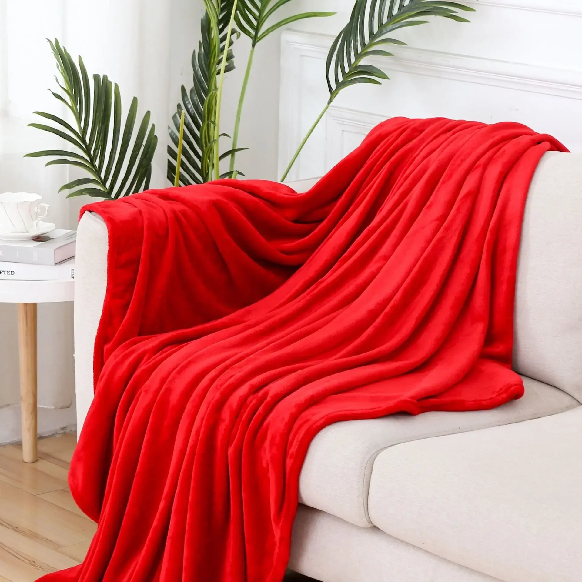 Afralia™ Cozy Flannel Warm Blanket: Soft Plush Coral Fleece Bed Cover & Shawl