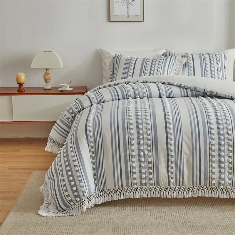 Afralia™ Luxury Striped Cut Flowers King Duvet Set with Tassels & Pillowcases