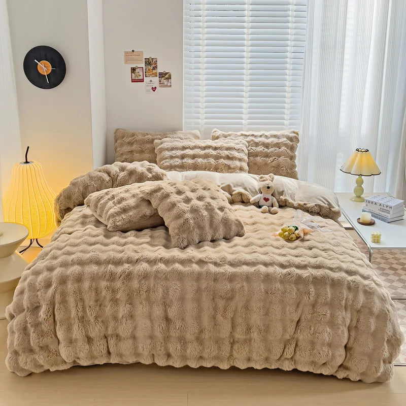 Luxury Faux Fur Bedding Set by Afralia™: Super Soft Bubble Fleece Duvet Cover, Quilt, and Sheet Set.