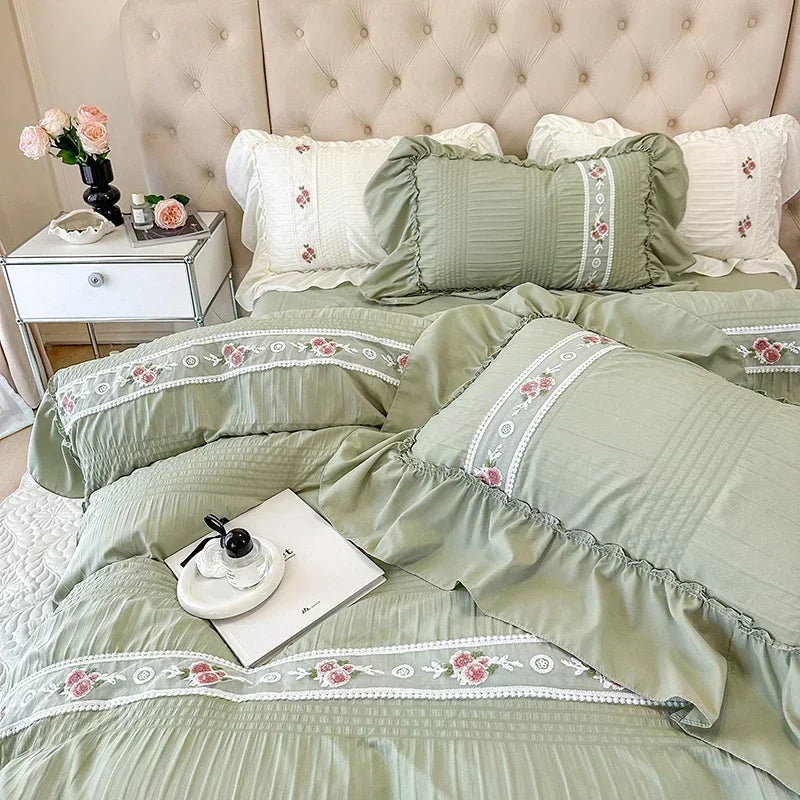 Afralia™ Princess Pink Lace Gauze Bedding Set Queen Duvet Cover Elegant Ruffled Comforter