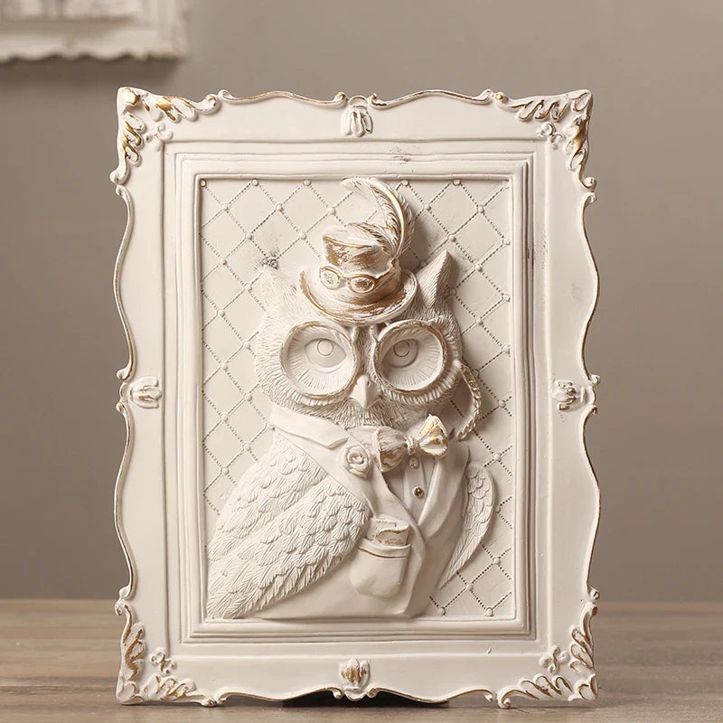 Afralia™ Earl Cat Resin Pendant Wall Decoration Frame for a Whimsical Touch.