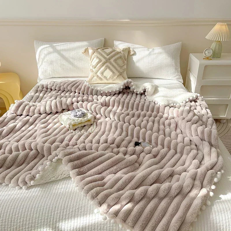 Afralia™ Luxe Faux Rabbit & Lamb's Wool Weighted Blanket for Cozy Autumn Winter Warmth