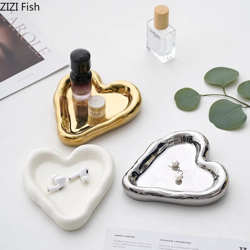 Afralia™ Heart-Shaped Jewelry Stand Tray: Earrings & Necklace Display Plate