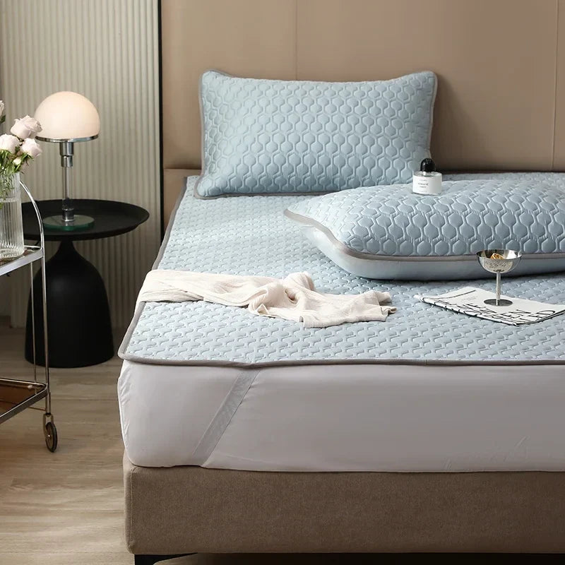 Afralia™ Ultra-thick Natural Latex Bed Mat with Lyocell Fabric for Cool Sleep