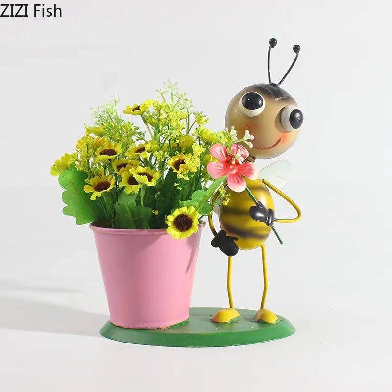 Afralia™ Cute Ants Vase: Creative Plant Pots for Table Decoration and Flowers Arrangement