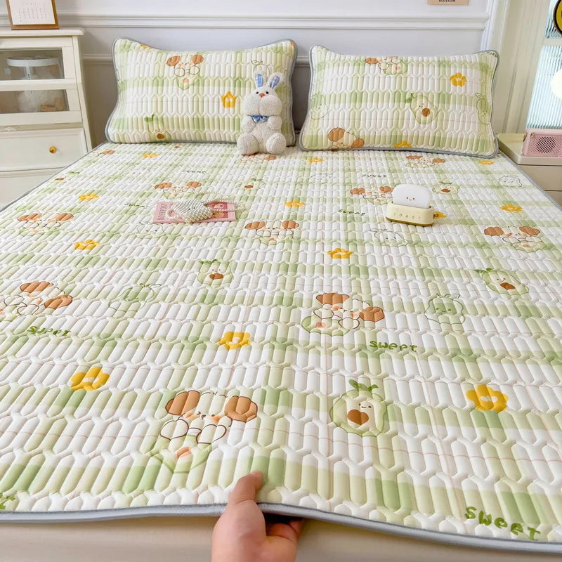 Afralia™ Super Thick Latex Queen Mattress Pad for Cool Summer Nights