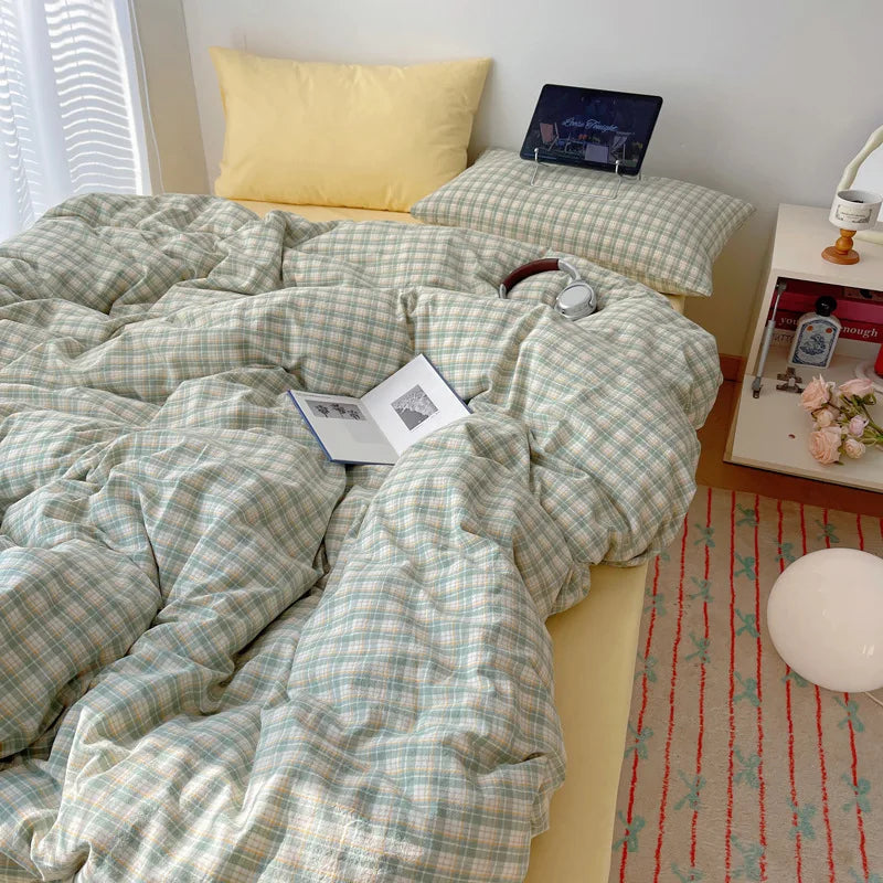 Afralia™ Striped Bedding Set, Soft Single Duvet Cover for All Seasons