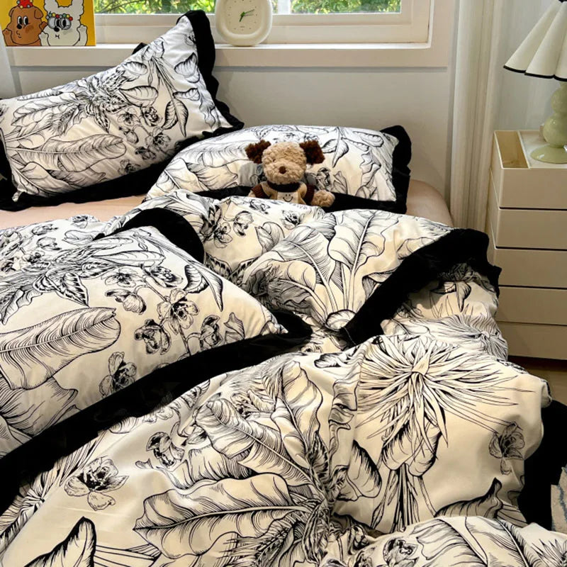 Afralia™ Korean Black White Hepburn Style Bedding Set with Lace Fitted Sheet Set