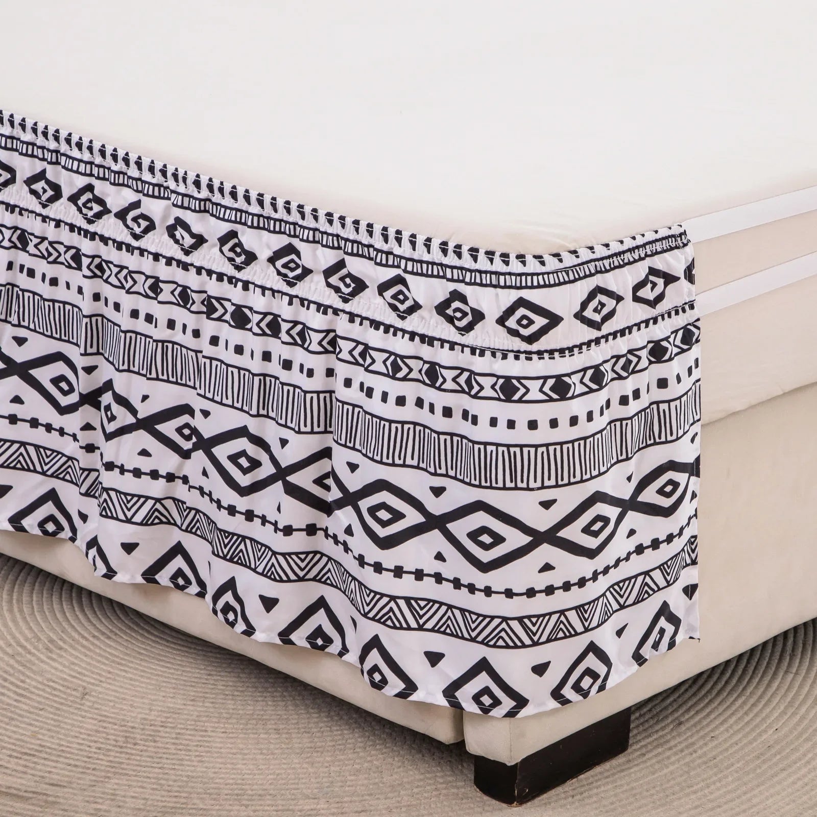 Afralia™ Elastic Band Diamond Lattice Ruffled Bed Skirt for Queen Size Mattress