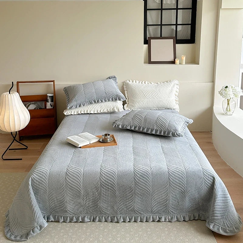Afralia™ Luxe Quilt Set: Velvet Fleece Bedspread & Cotton Coverlet with Pillowcases