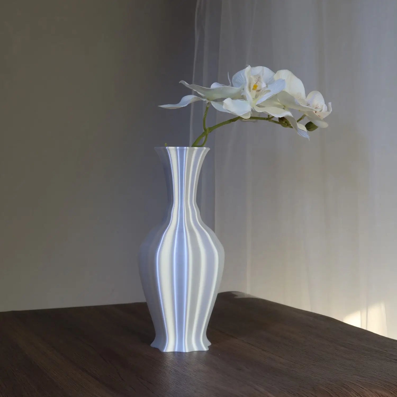 Afralia™ Elegant High-End Vase for Living Room Flower Arrangement