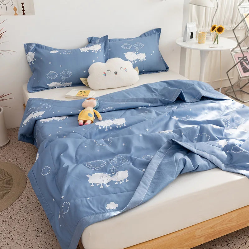 Afralia™ Space Bear Pattern Quilted Comforter King Queen Size Thin Quilt
