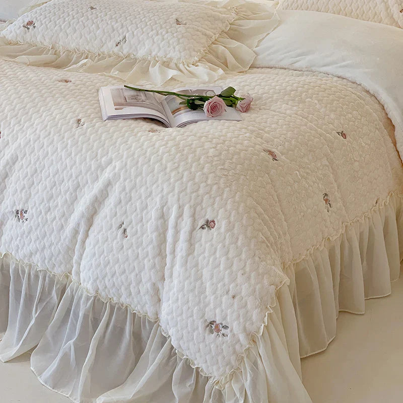 Afralia™ Rose Flower Lace Ruffles Bedding Set with Plush Velvet Fleece Material