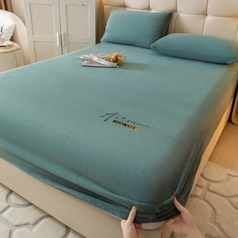 Afralia™ Cozy Velvet Fitted Sheet: Thick Warm Bed Cover for Bedroom Living Room