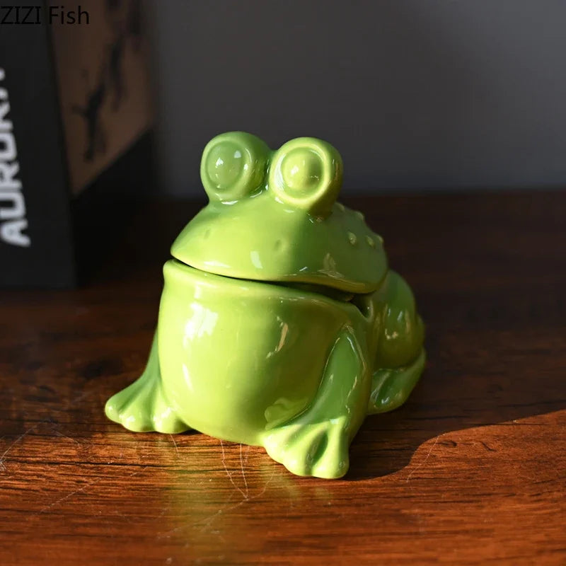 Frog Ceramic Ashtray with Lid - Afralia™ Desk Decoration & Smoking Accessories