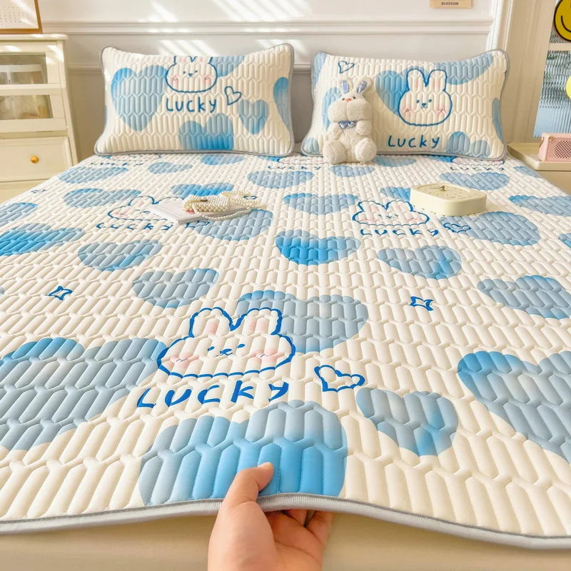 Afralia™ Super Thick Latex Queen Mattress Pad for Cool Summer Nights