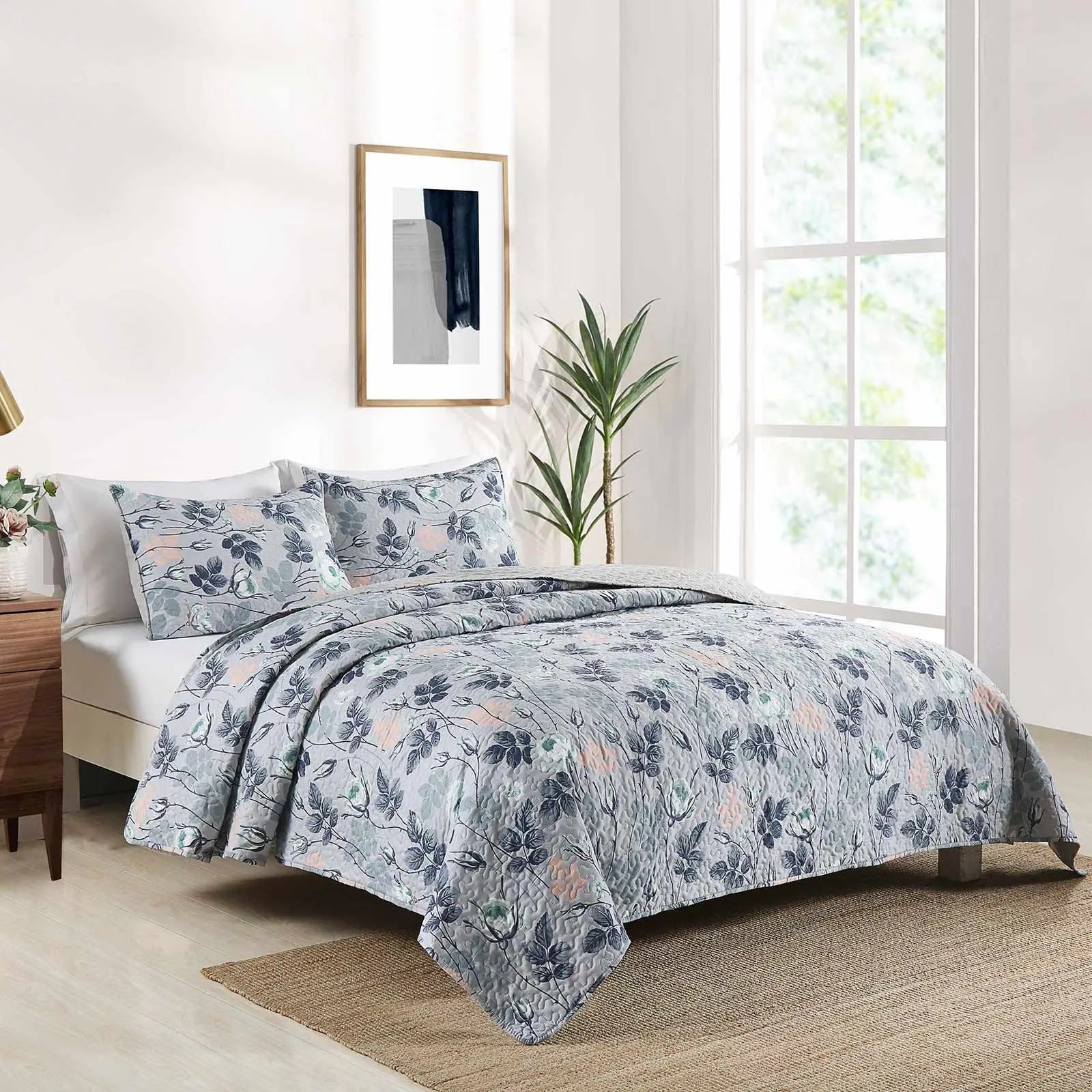 Afralia™ Gray Patchwork Floral Coverlet Bedding Set, Ultra Soft All Season Bedspreads