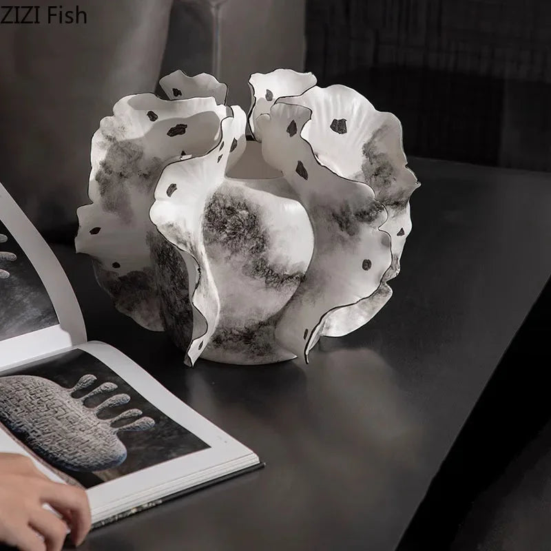 Afralia™ Colorful Wings Ceramic Vase Desk Decoration with Artificial Flowers