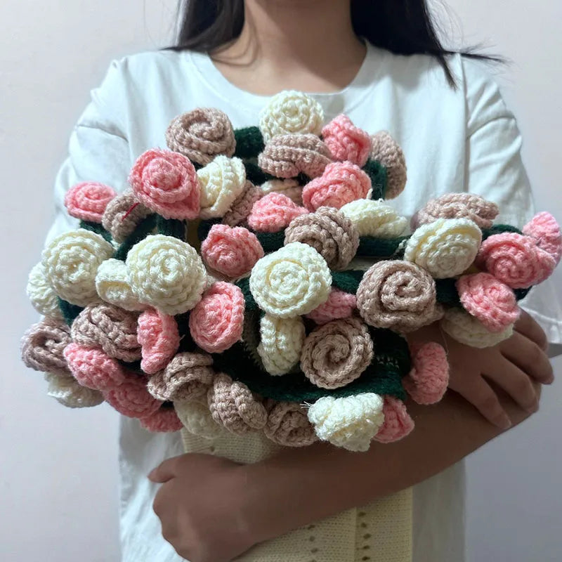 Afralia™ Romantic Rose Bouquet Handmade Soft Circular Flower Blanket