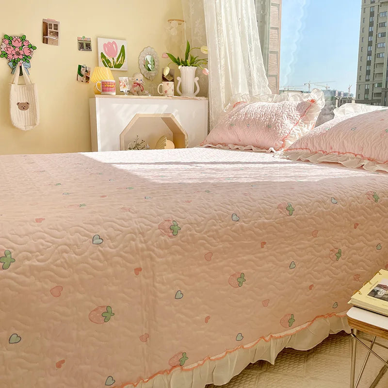 Afralia™ Quilted Ruffles Queen Bedding Set with Pillowcases, 3-Piece Korea Style