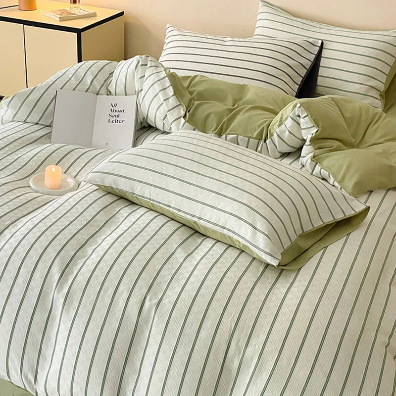 Afralia™ Luxe Striped Printed Bedding Set for All Seasons - Soft Duvet Cover Sets