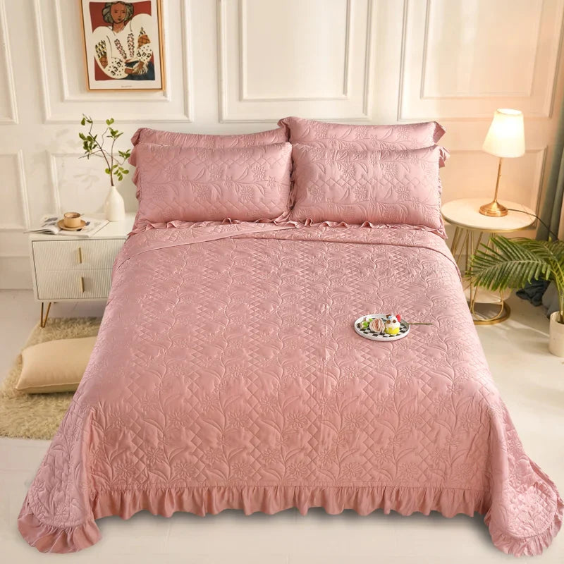 Afralia™ Silky Lyocell Eucalyptus Fiber Quilted Bedspread with Ruffles