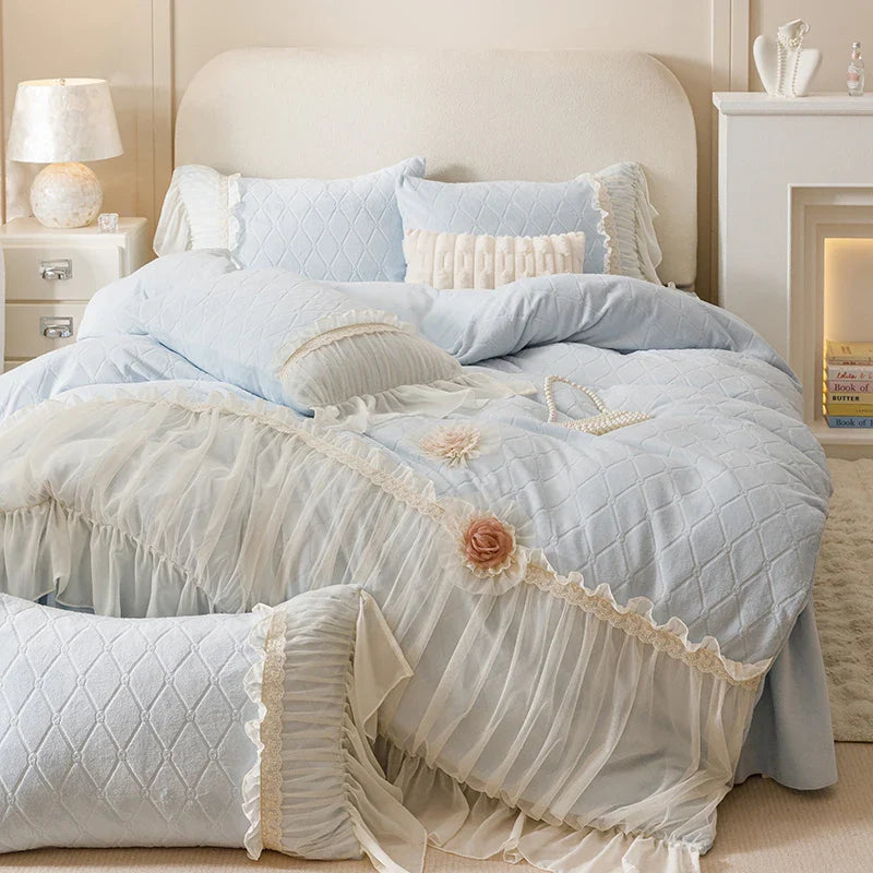 Afralia™ Cozy Velvet Lace Flowers Princess Bedding Set