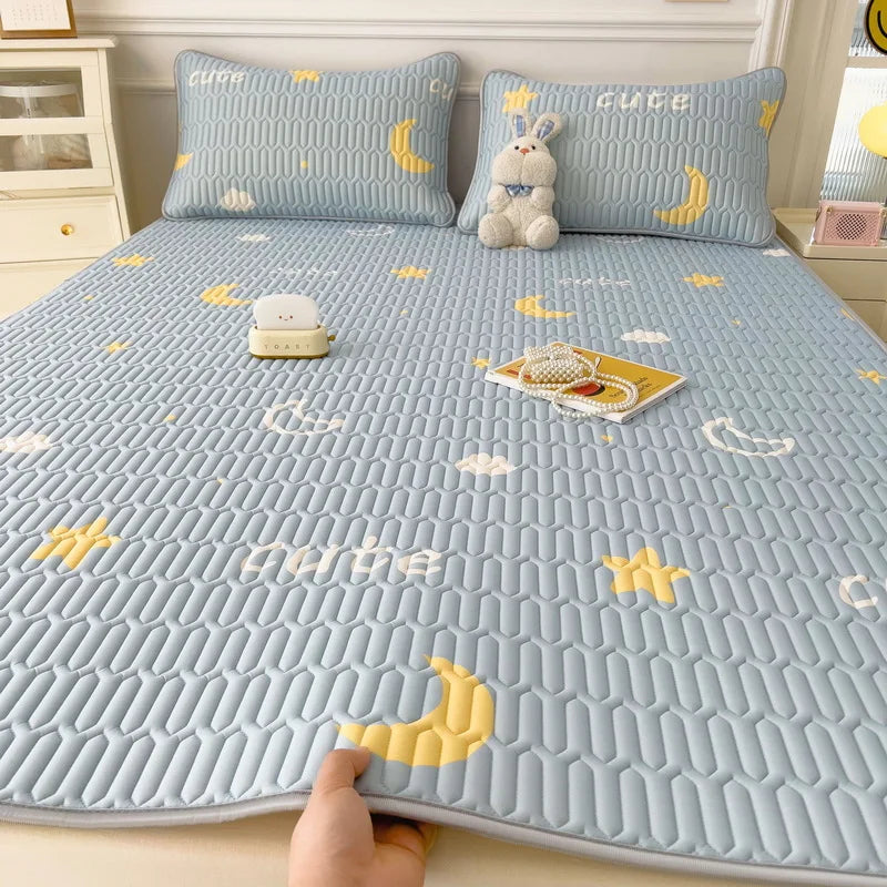 Afralia™ Super Thick Latex Queen Mattress Pad for Cool Summer Nights