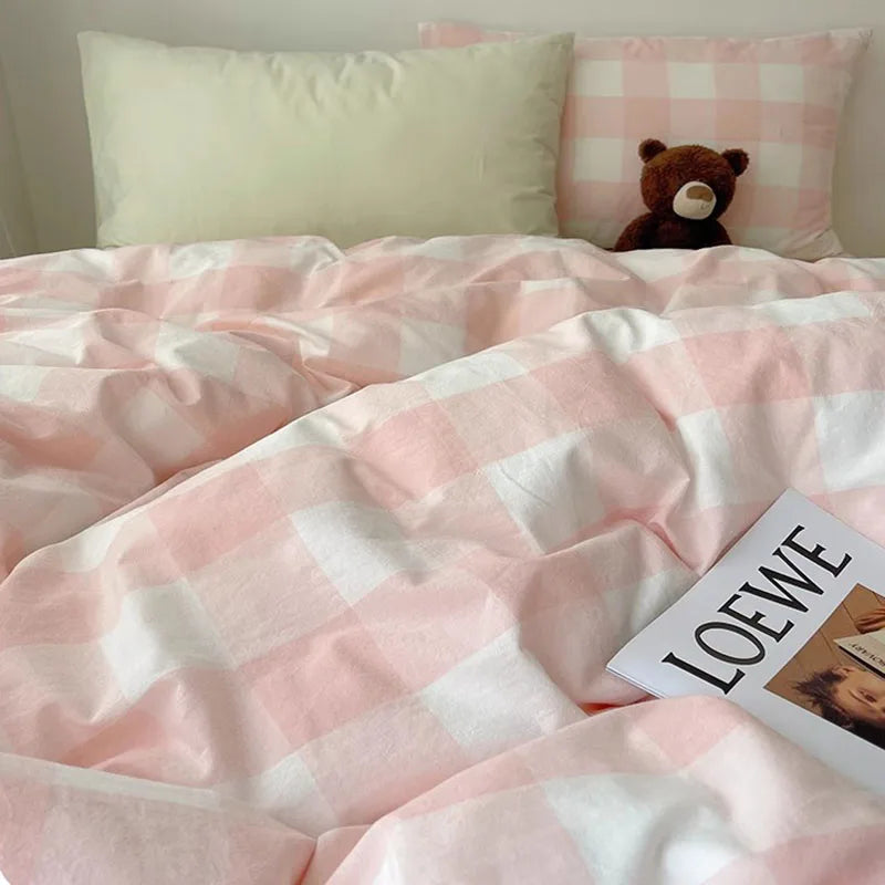 Afralia™ Cozy Cotton Grid Bedding Sets for Student Dorms - Queen/King Bedclothes