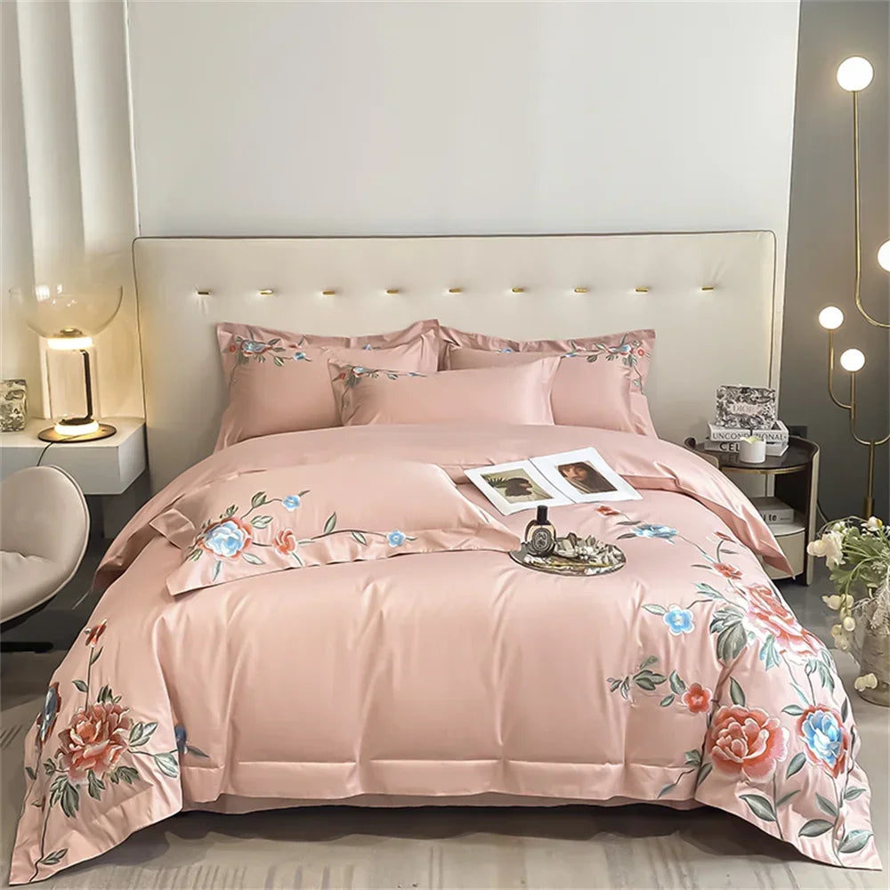 Afralia™ Pink Flowers Bedding Set in Traditional Chinese Style