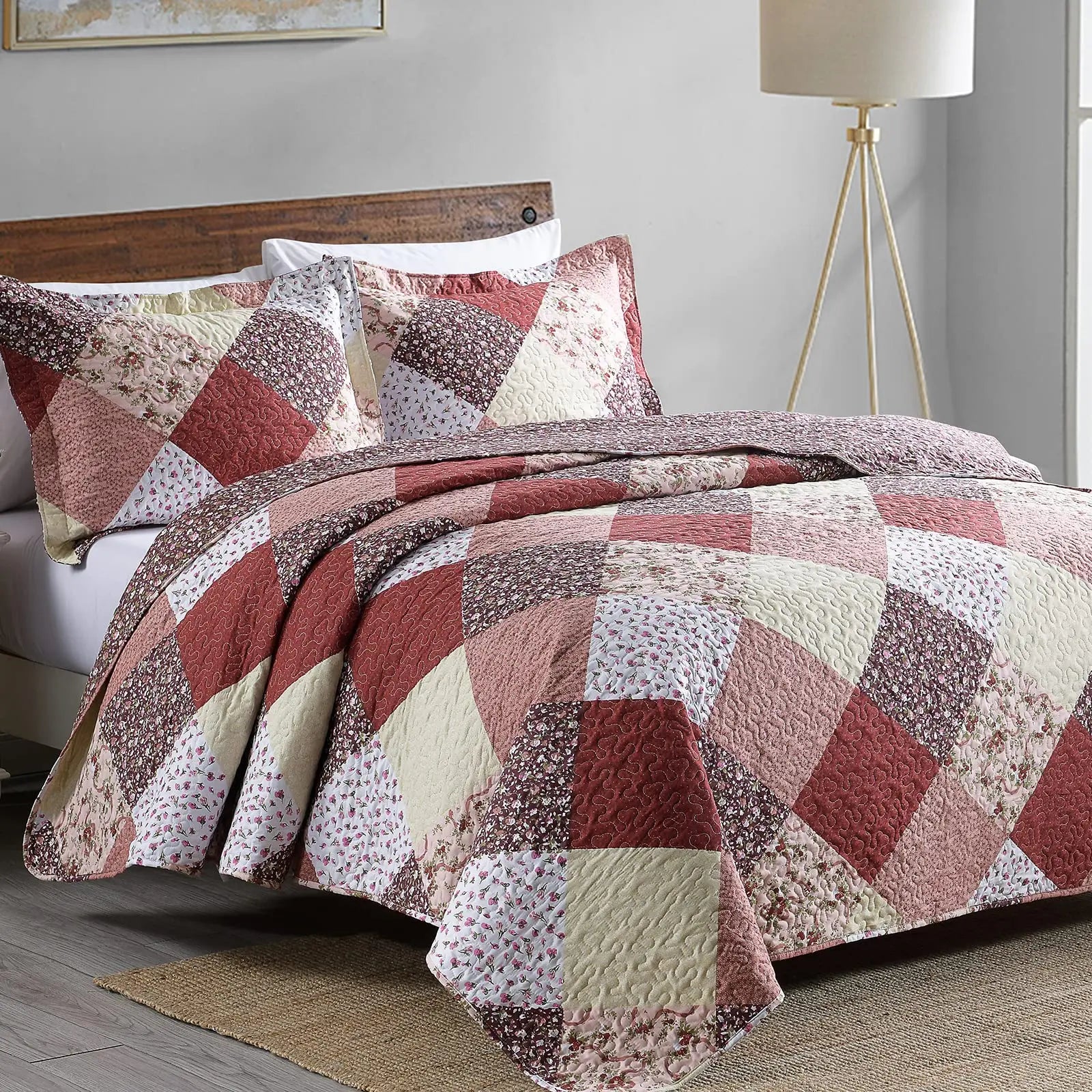 Afralia™ Gray Patchwork Floral Coverlet Bedding Set, Ultra Soft All Season Bedspreads