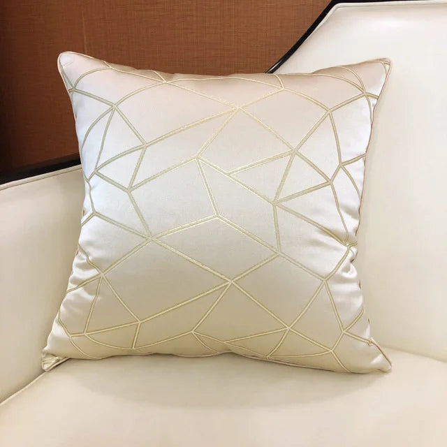 44232790933667|44232790966435